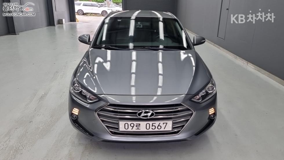 Hyundai Avante — miniaturë 3