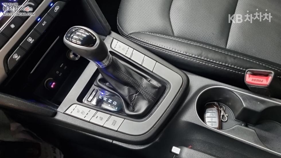 Hyundai Avante — miniaturë 14