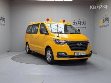 Hyundai Starex LPi 어린이버스 15인승 — foto 1