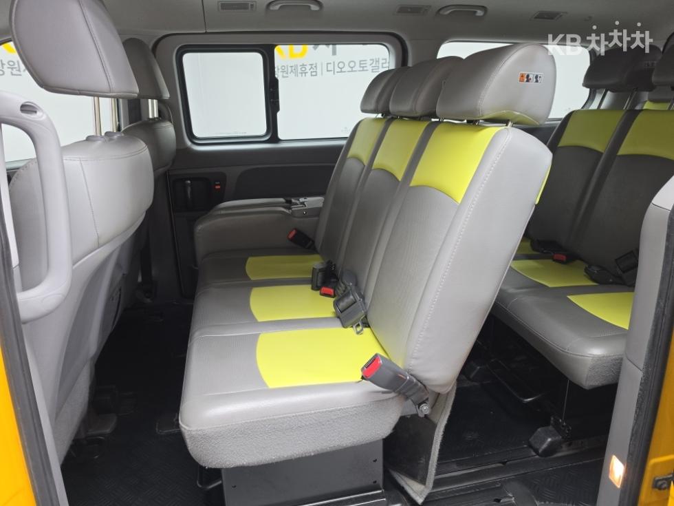 Hyundai Starex — miniaturë 13
