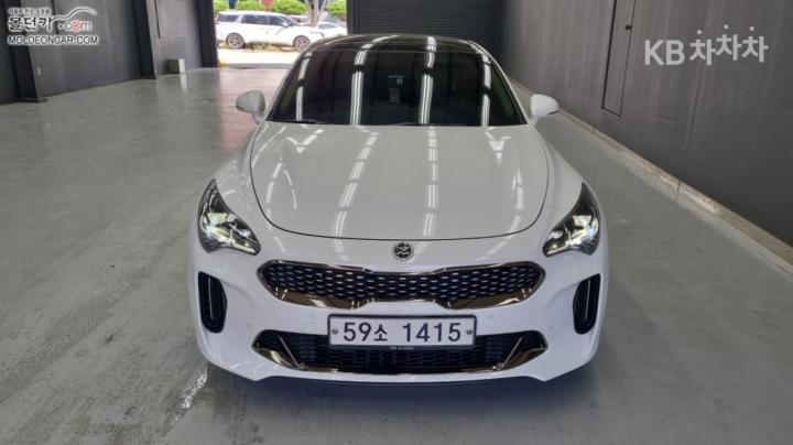 Kia Stinger — miniaturë 3