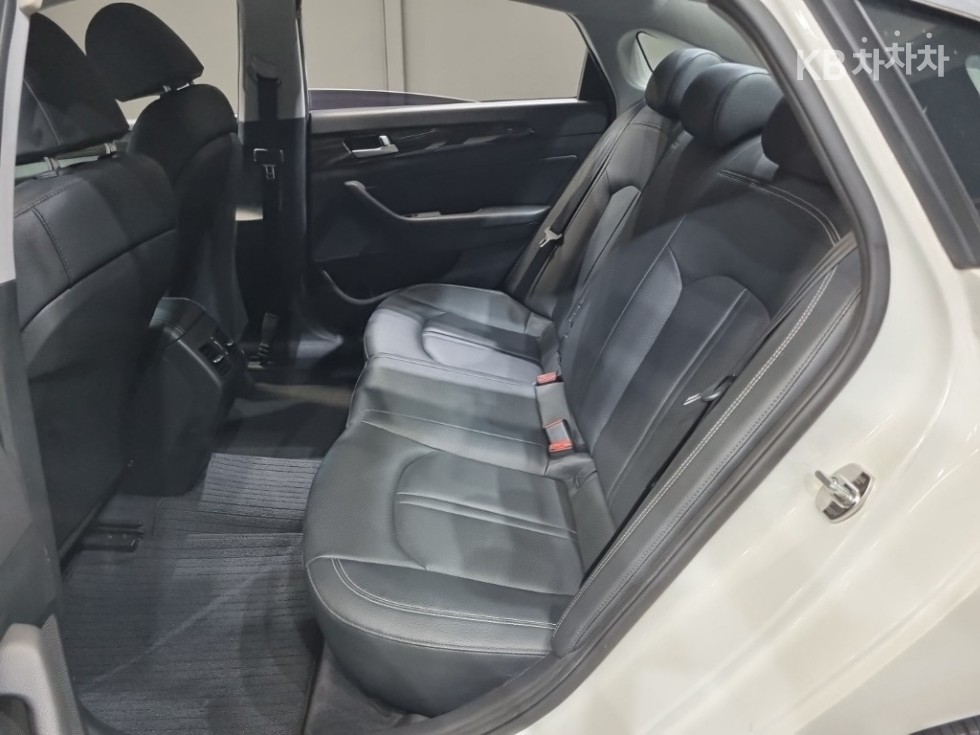 Hyundai Sonata — miniaturë 17