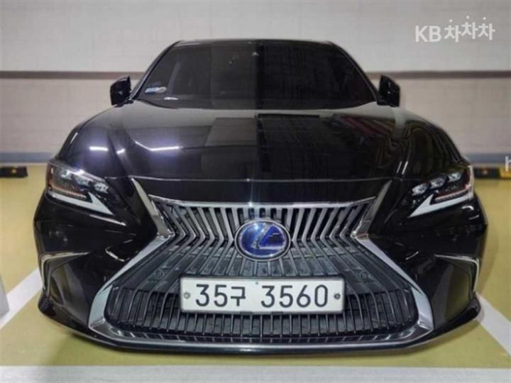 Lexus ES Executive — foto 1