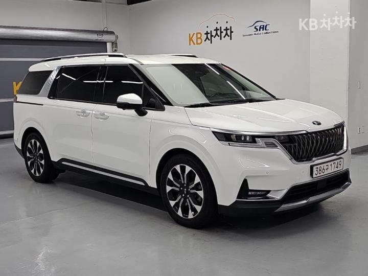 Kia Carnival — miniaturë 4