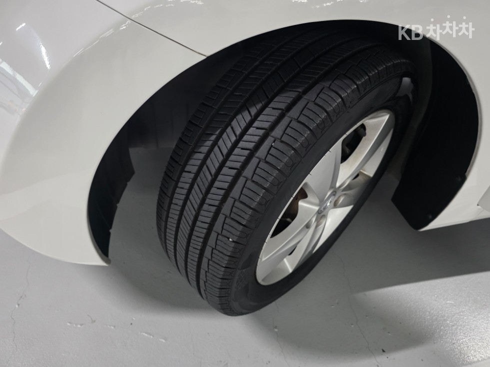 Hyundai Avante — miniaturë 20