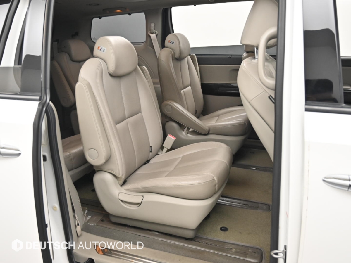 Kia Carnival — miniaturë 12