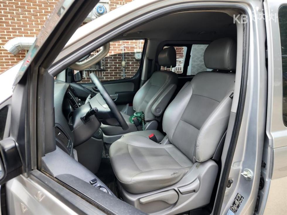 Hyundai Starex — miniaturë 10