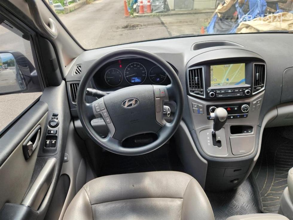 Hyundai Starex — miniaturë 12