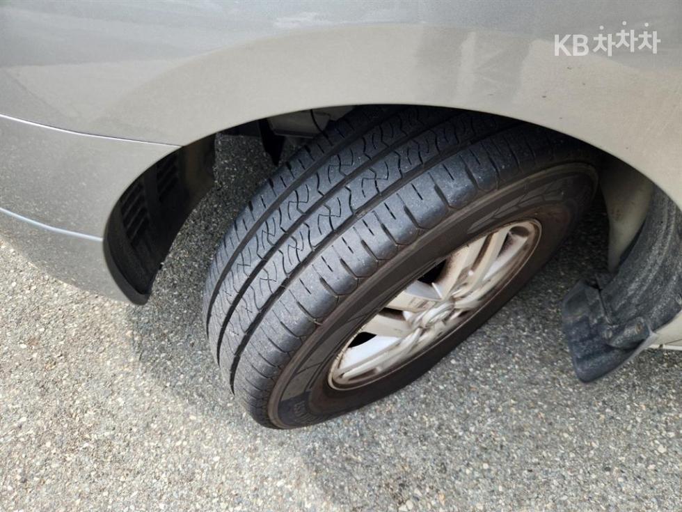 Hyundai Starex — miniaturë 16
