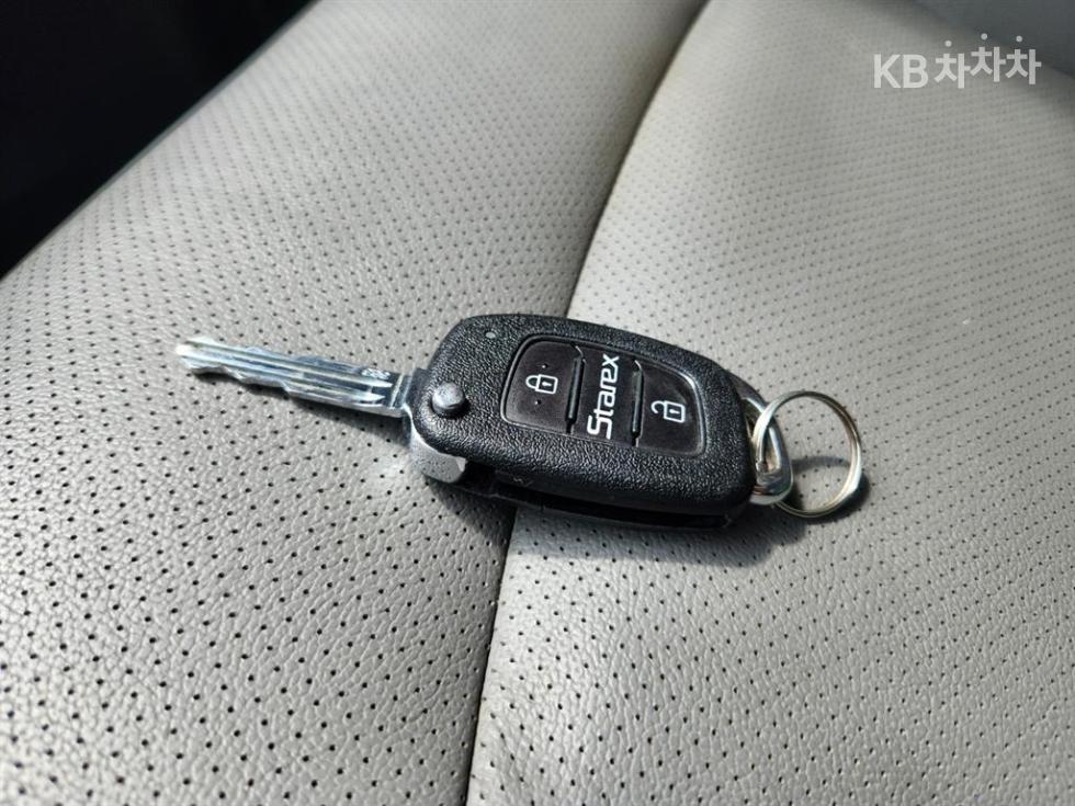 Hyundai Starex — miniaturë 19