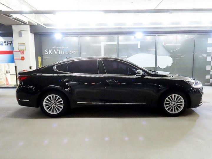 Kia K7 — miniaturë 3