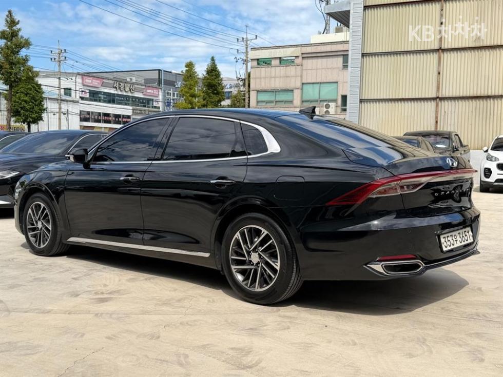 Hyundai Grandeur — miniaturë 4