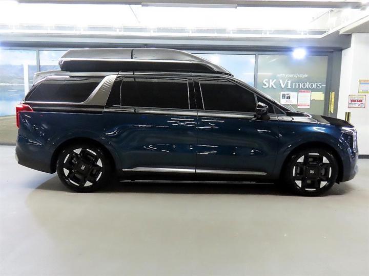 Kia Carnival — miniaturë 3