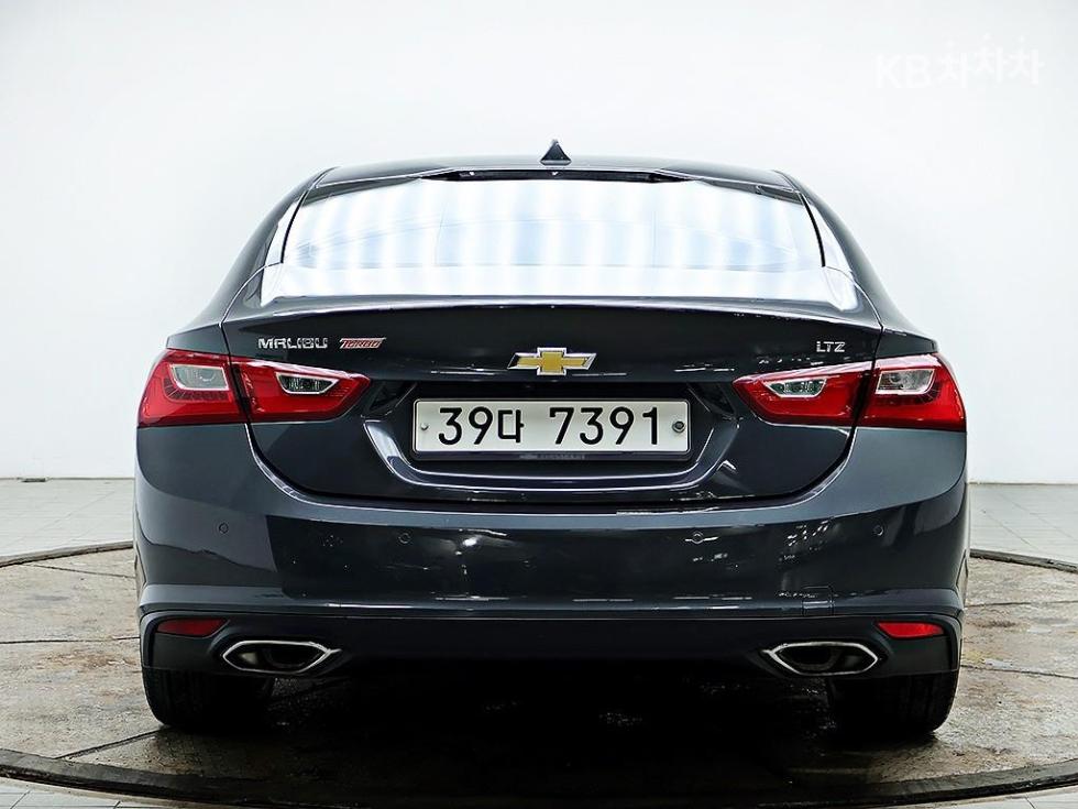 Chevrolet Malibu — miniaturë 3