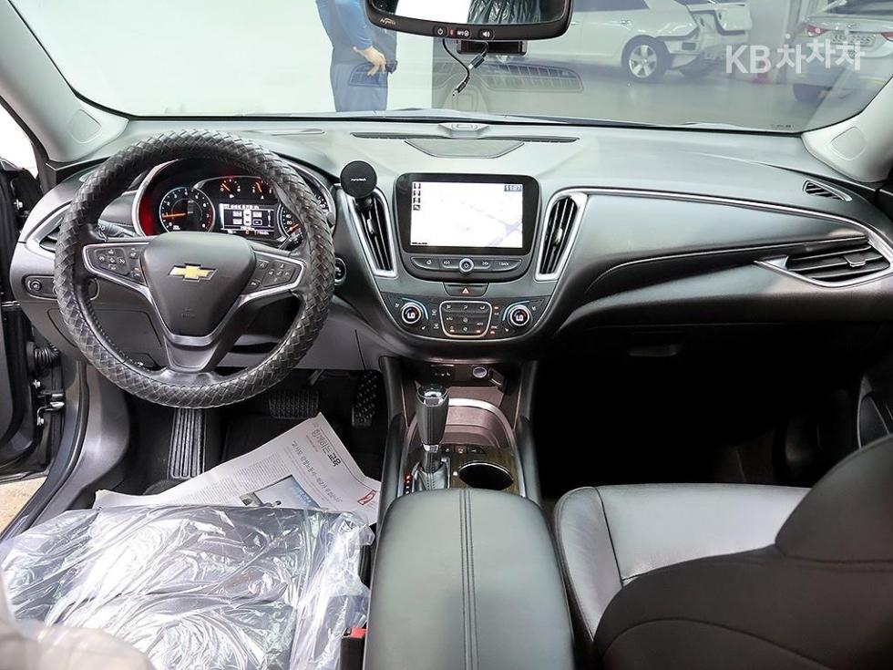 Chevrolet Malibu — miniaturë 5