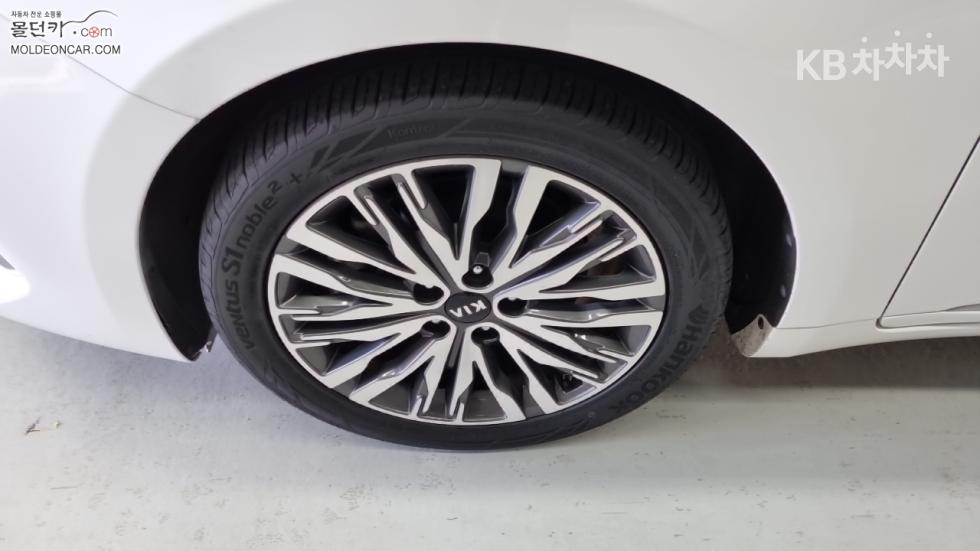 Kia K7 — miniaturë 6