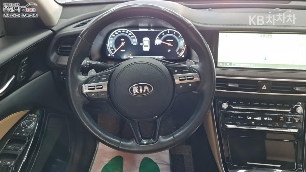 Kia K7 — miniaturë 11