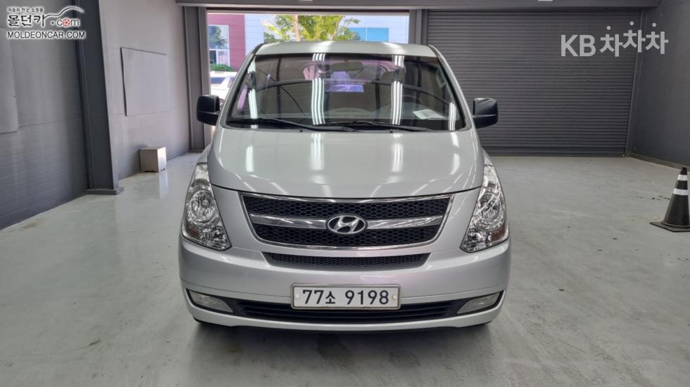Hyundai Starex — miniaturë 3