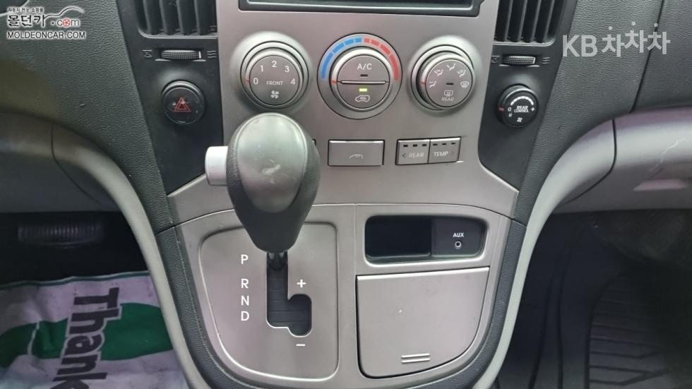 Hyundai Starex — miniaturë 12