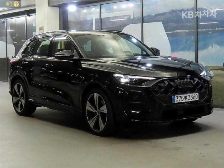 Audi Q5 45 tfsi quattro s-line — foto 1