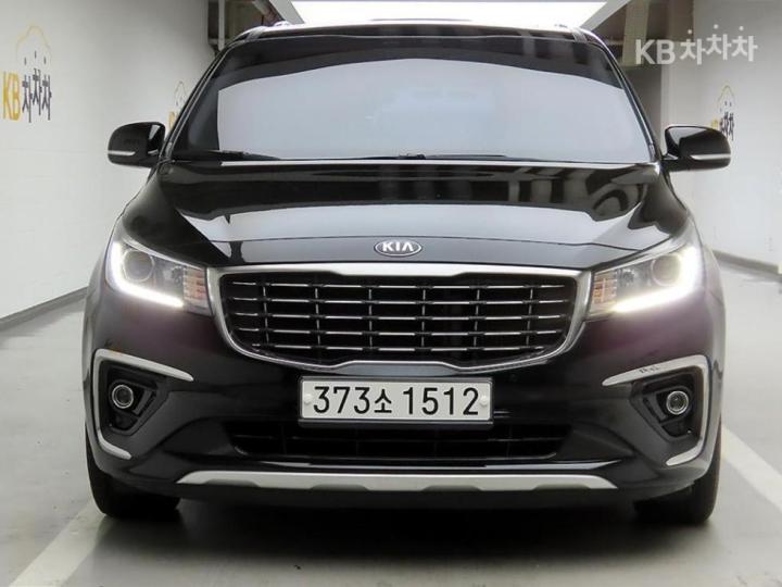 Kia Carnival 9인승 2.2 디젤 럭셔리 — foto 1