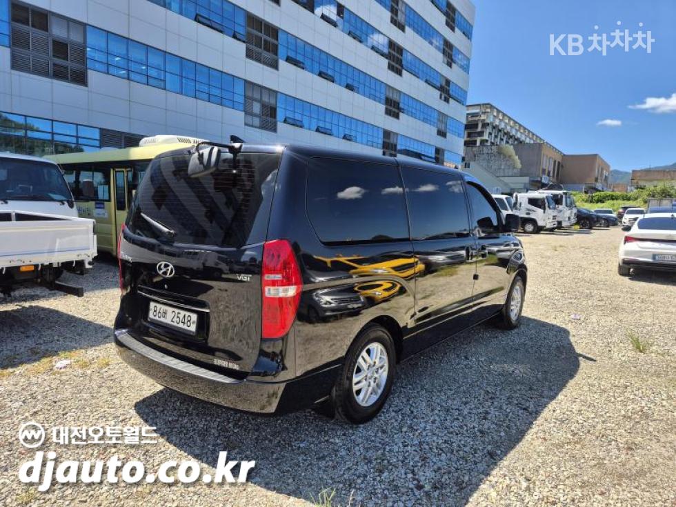 Hyundai Starex — miniaturë 5