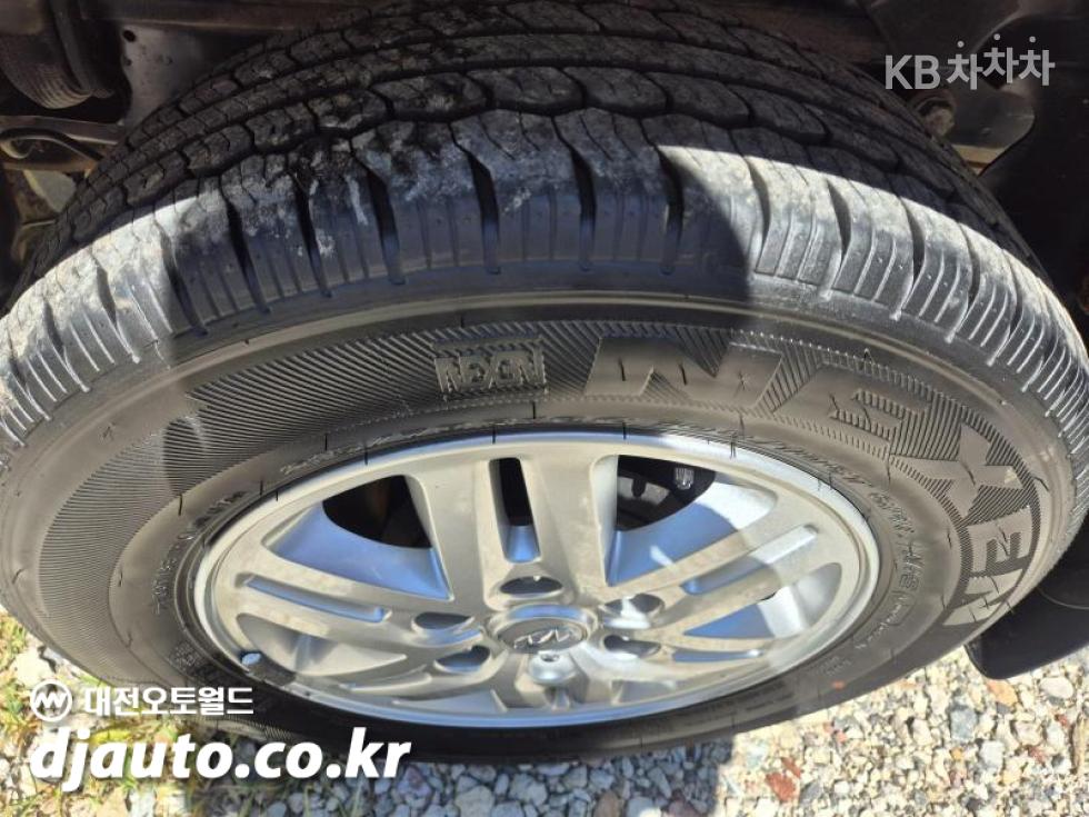Hyundai Starex — miniaturë 18