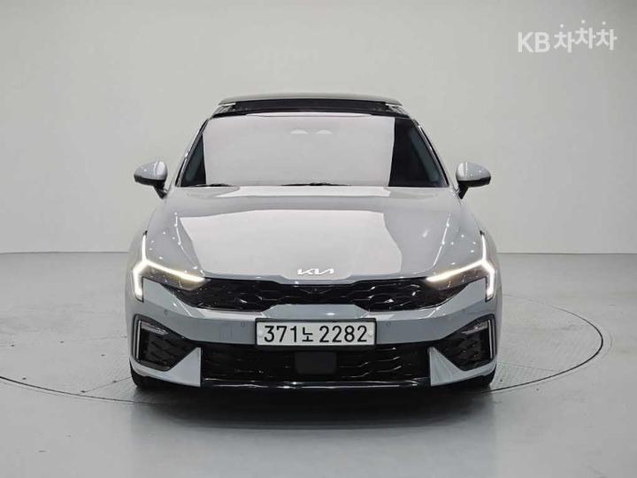 Kia K5 — miniaturë 2