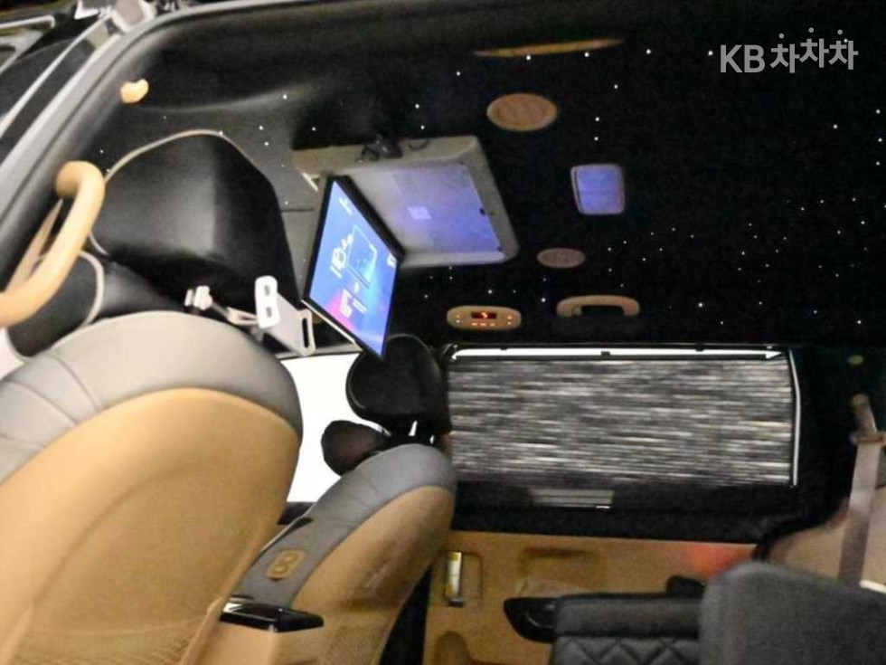 Kia Carnival — miniaturë 16