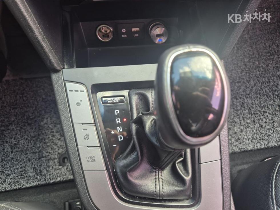 Hyundai Avante — miniaturë 17