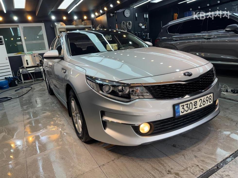 Kia K5 — miniaturë 2
