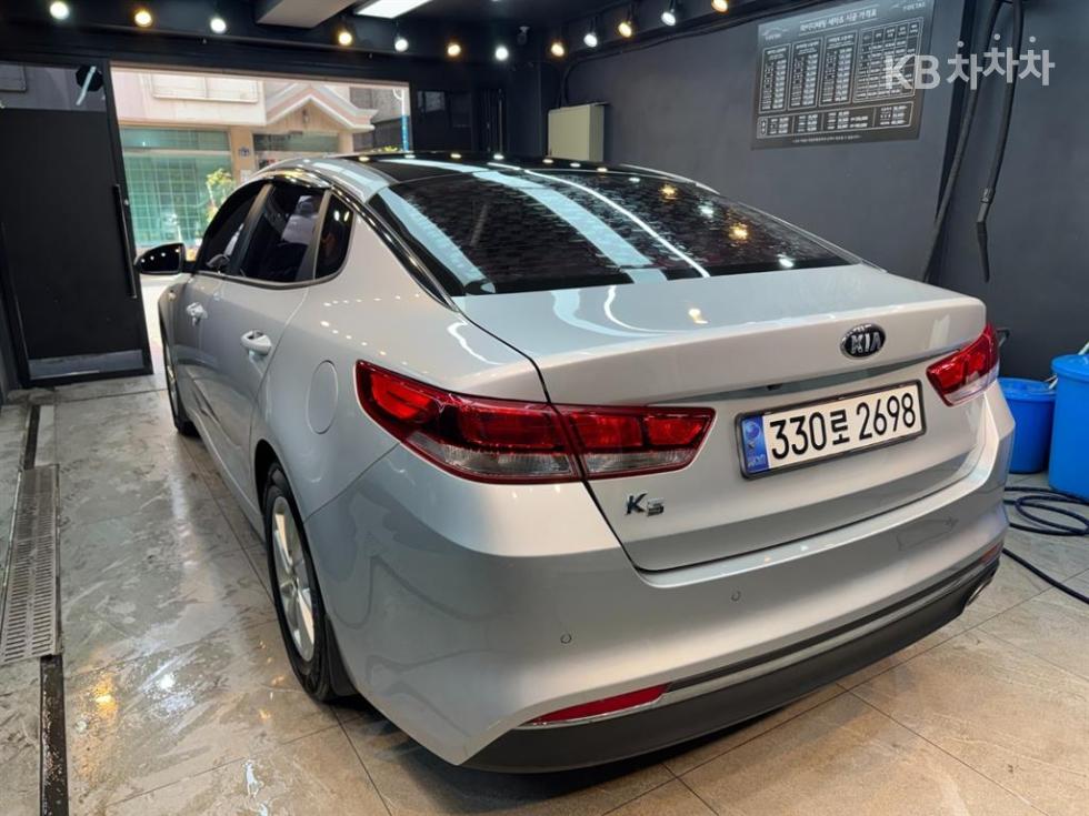 Kia K5 — miniaturë 5