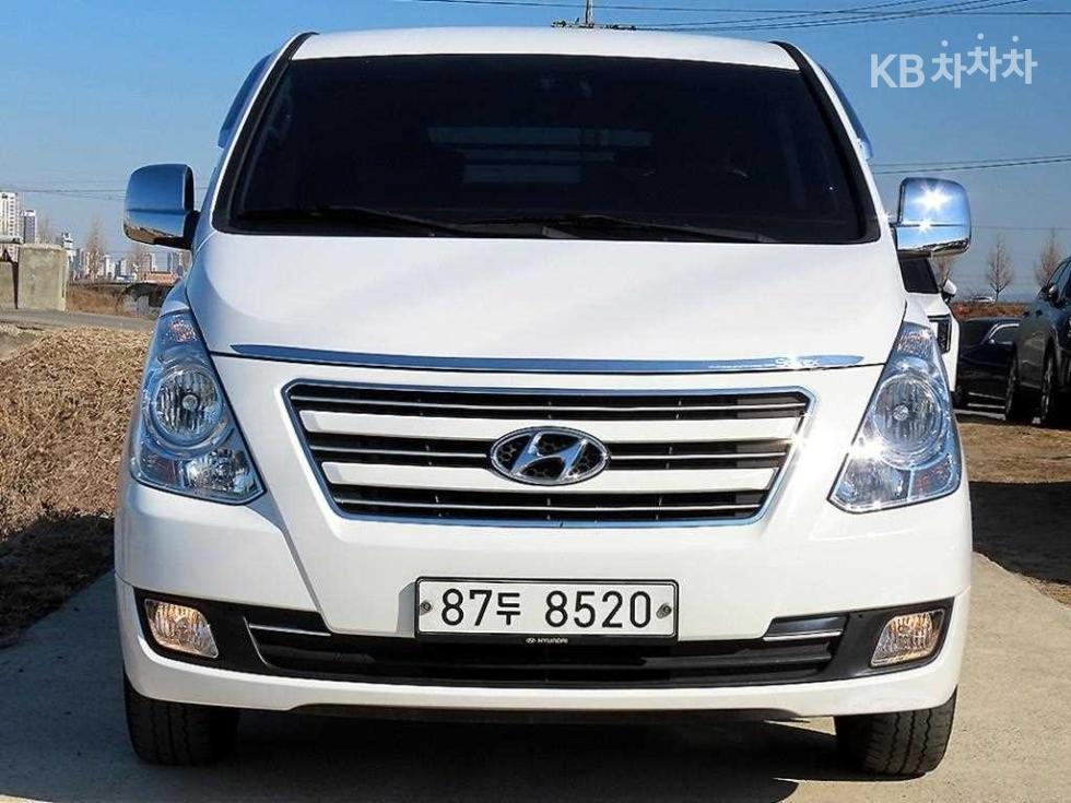 Hyundai Grand Starex