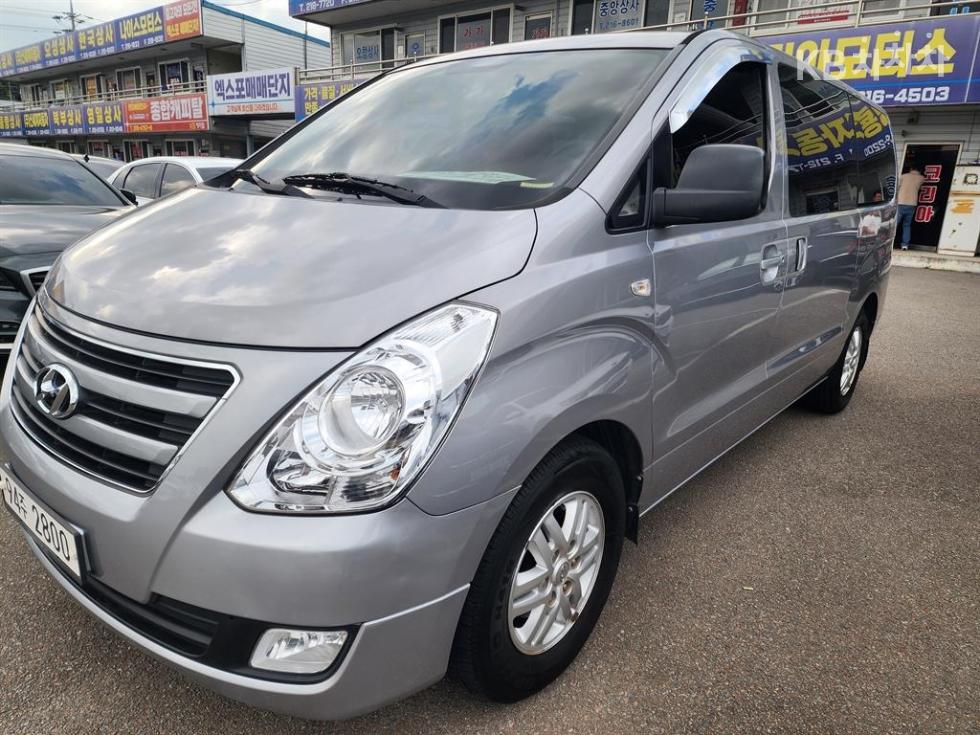Hyundai Starex — miniaturë 2