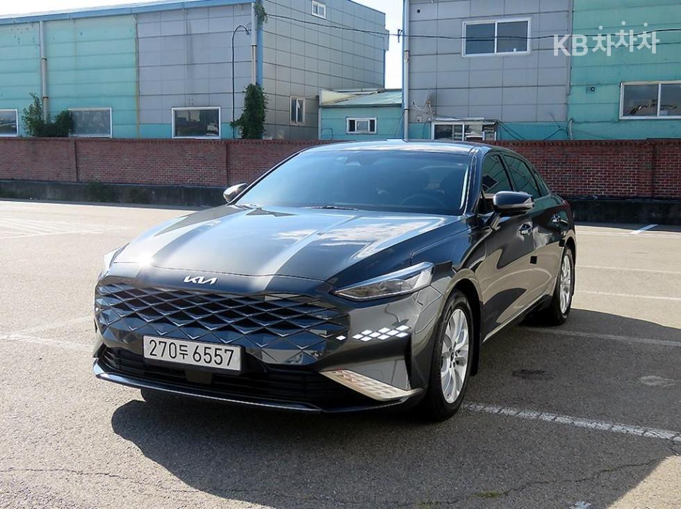 Kia K8 — miniaturë 2