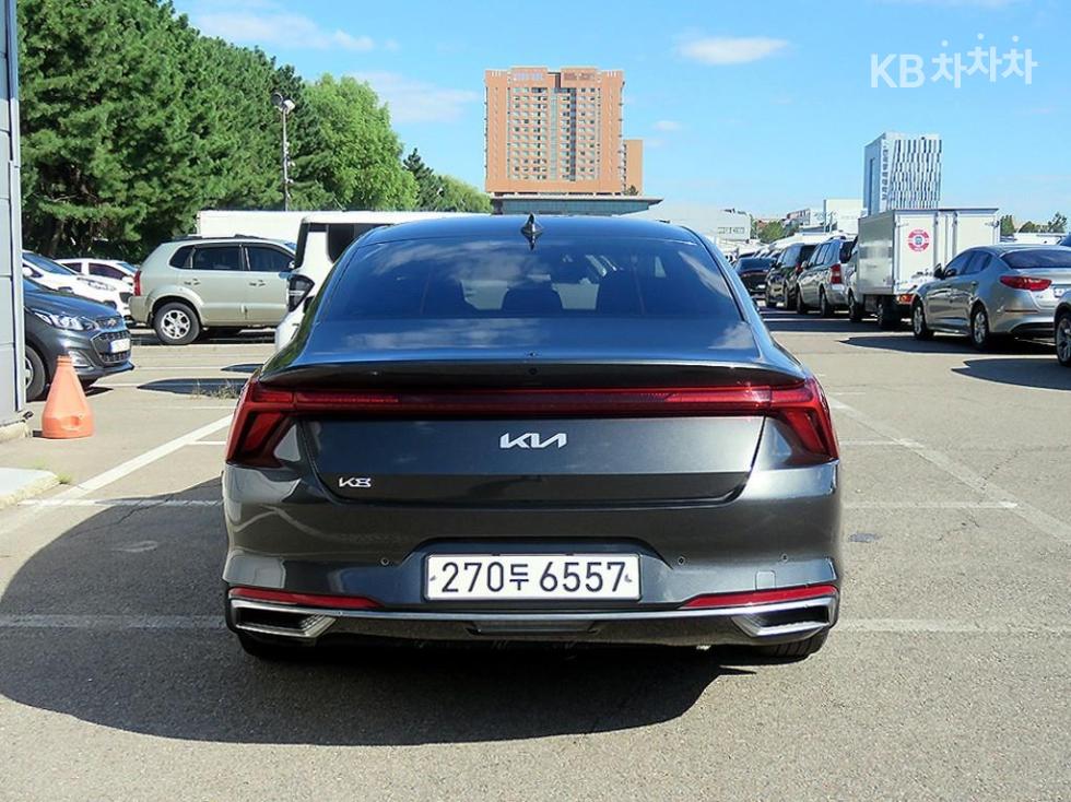 Kia K8 — miniaturë 3