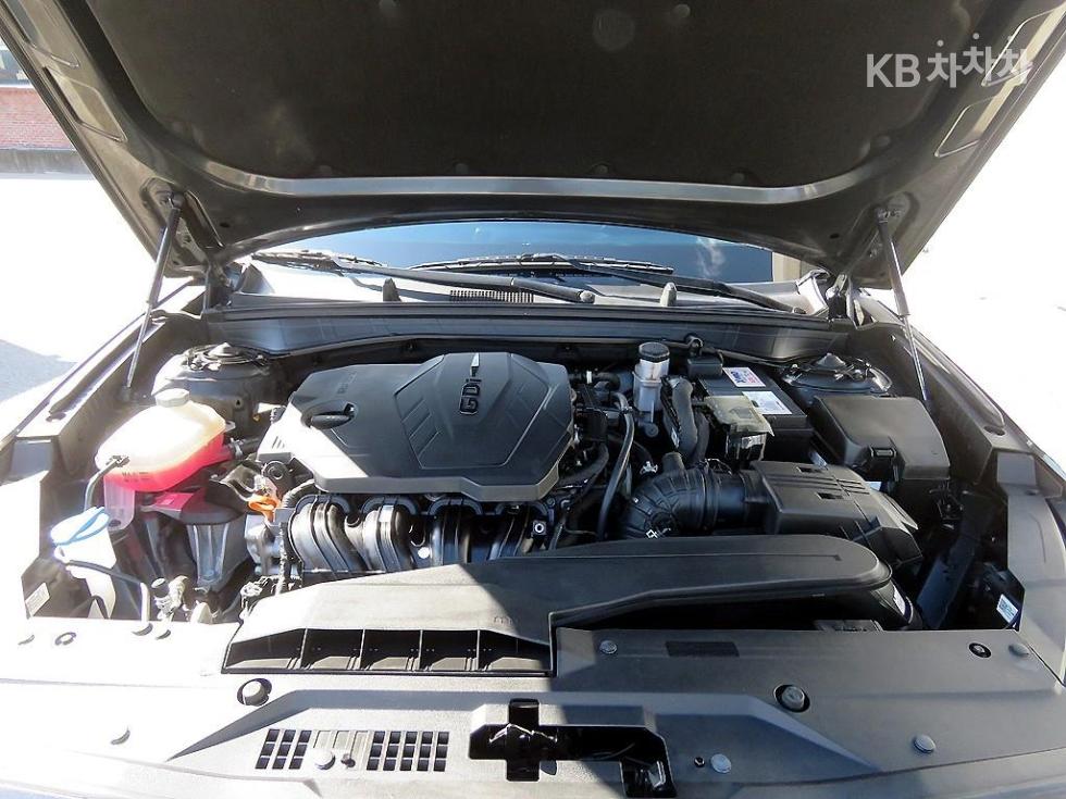 Kia K8 — miniaturë 19