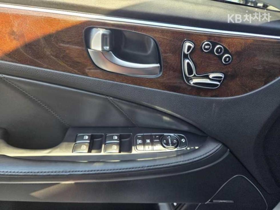 Hyundai Equus — miniaturë 12