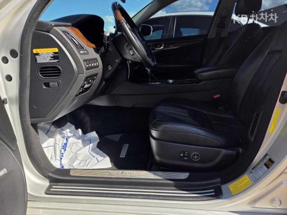 Hyundai Equus — miniaturë 14