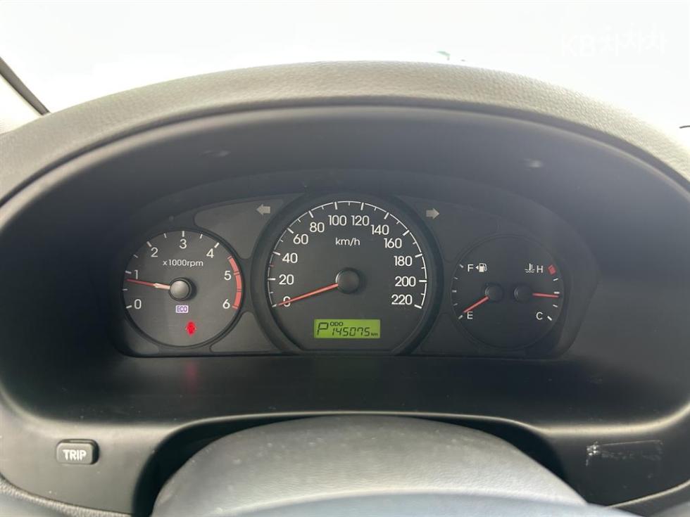 Hyundai Starex — miniaturë 6