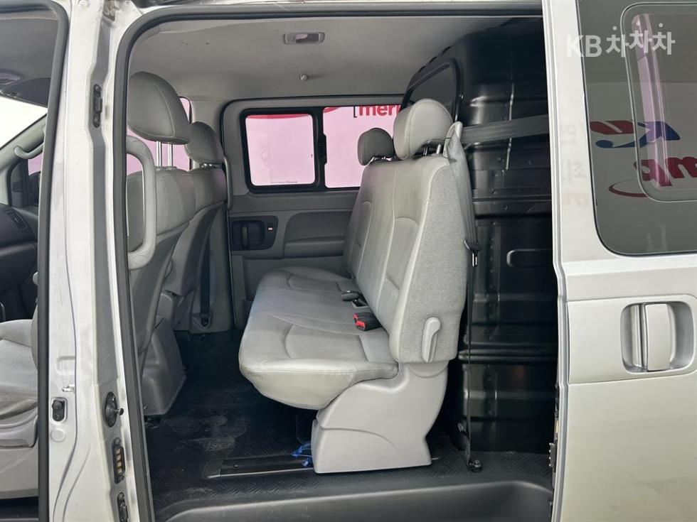 Hyundai Starex — miniaturë 11