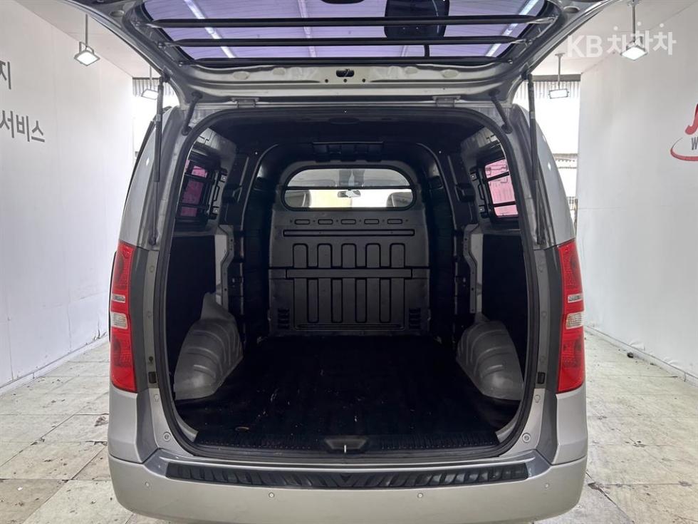 Hyundai Starex — miniaturë 13