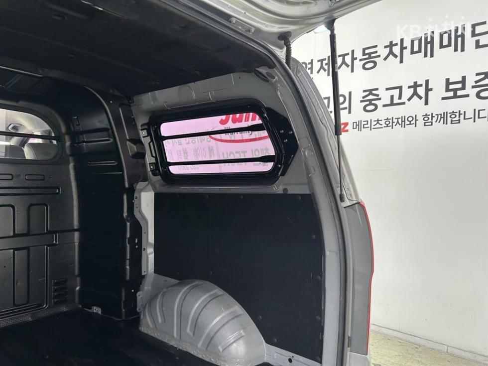 Hyundai Starex — miniaturë 15