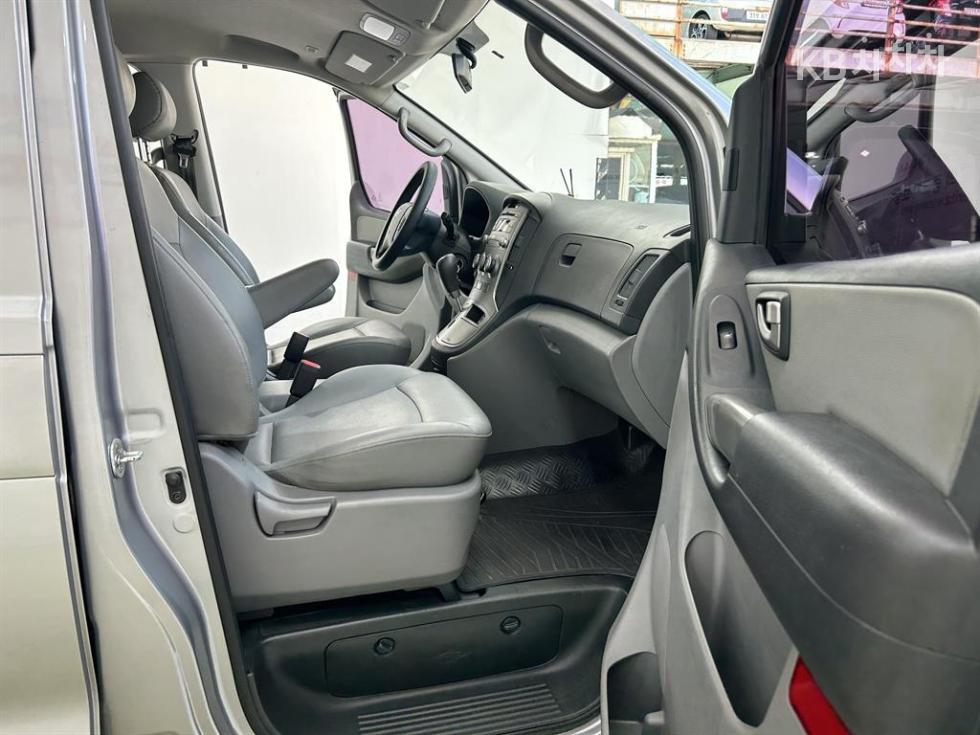 Hyundai Starex — miniaturë 17