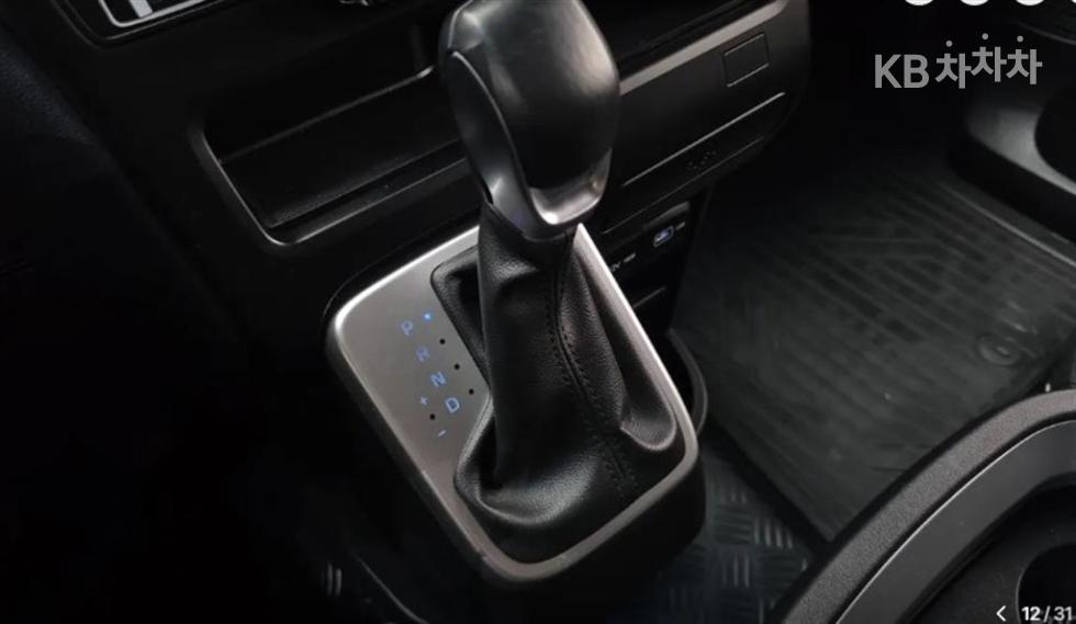 Hyundai Staria — miniaturë 12