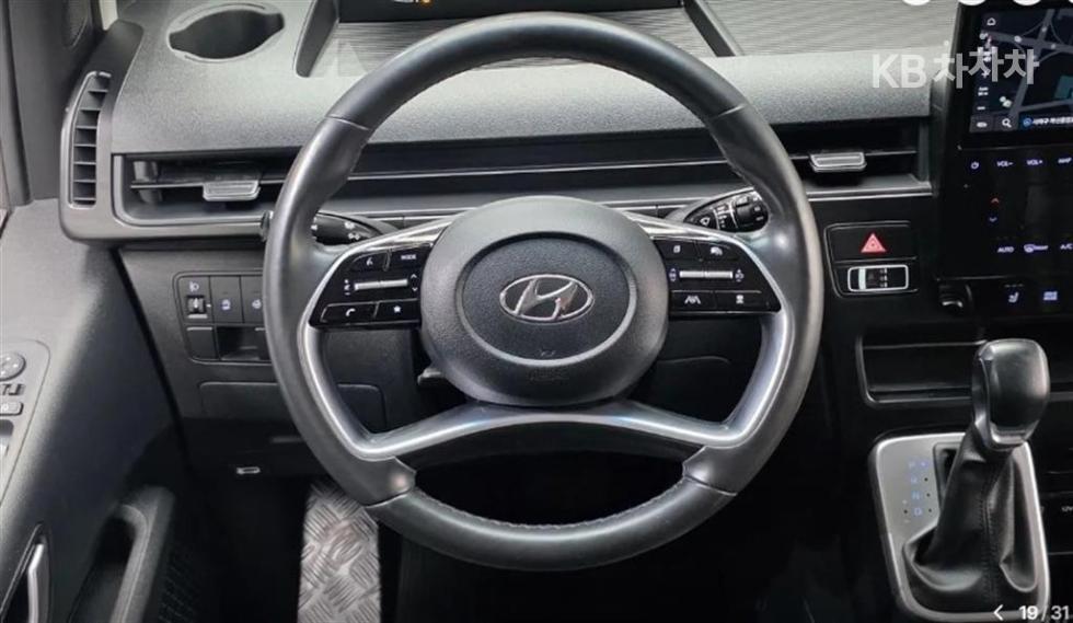 Hyundai Staria — miniaturë 19
