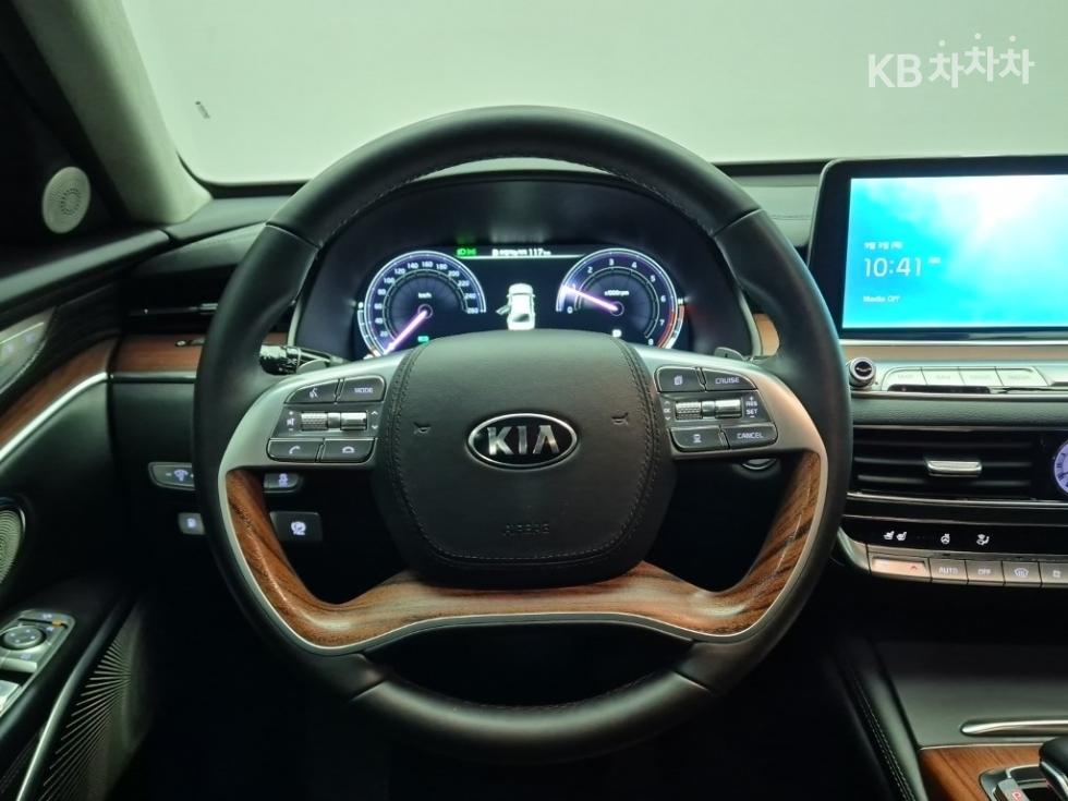 Kia K9 — miniaturë 9