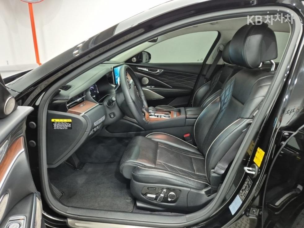 Kia K9 — miniaturë 11