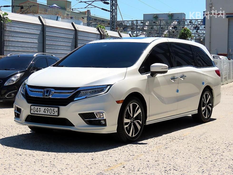 Honda Odyssey — miniaturë 2