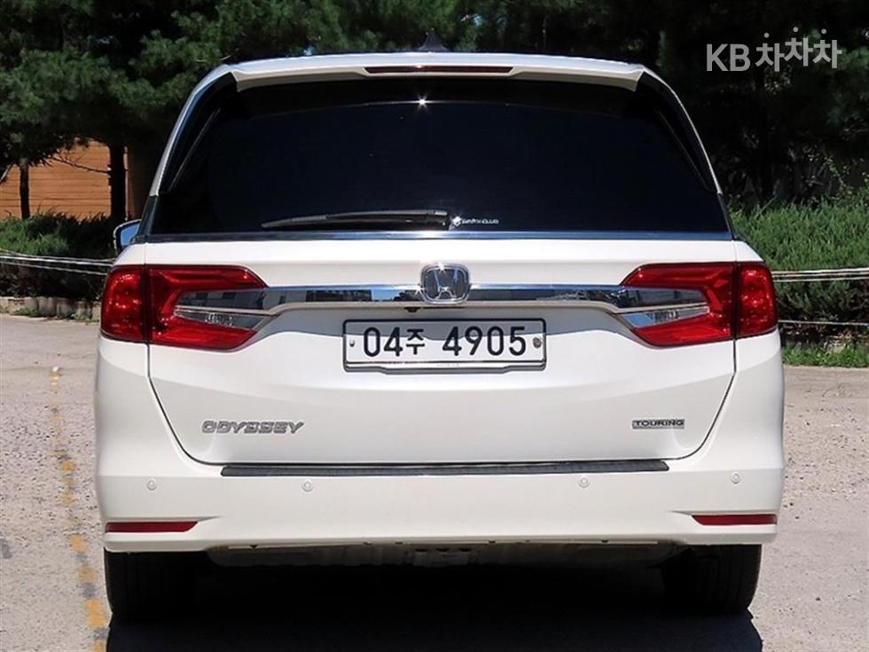 Honda Odyssey — miniaturë 4
